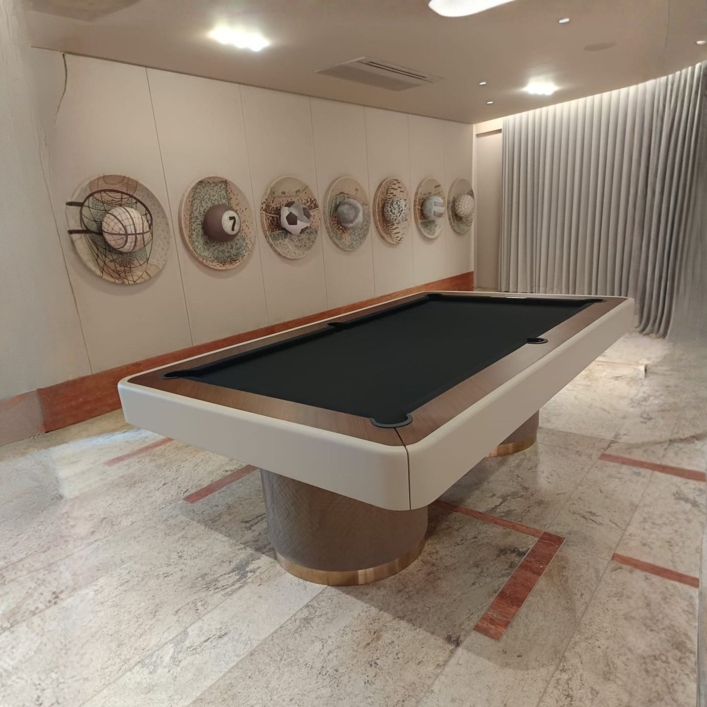 Negroni top on Patalo Pool Table - White Billiards